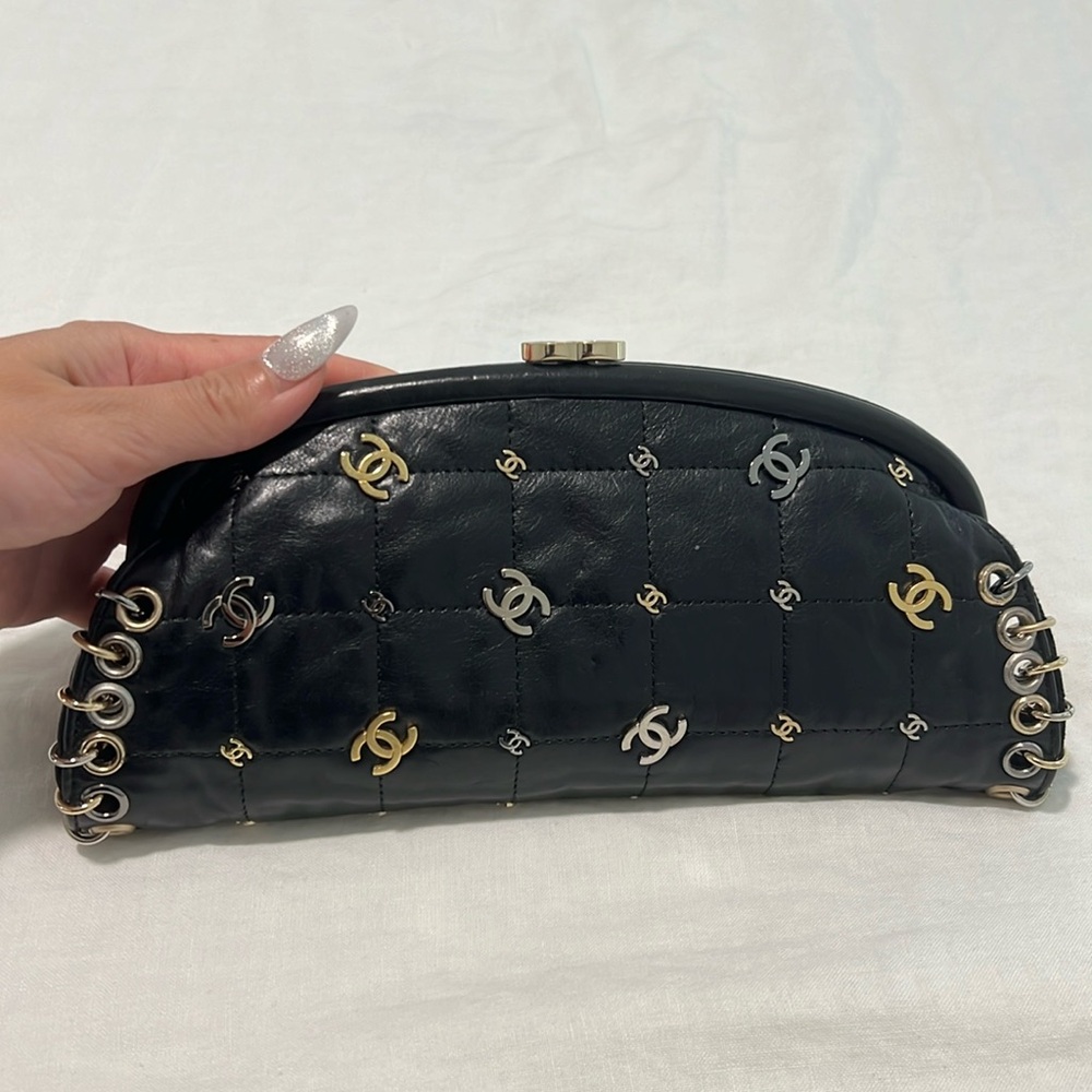 Chanel clutch